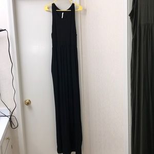 Maxi boutique dress WITH POCKETS